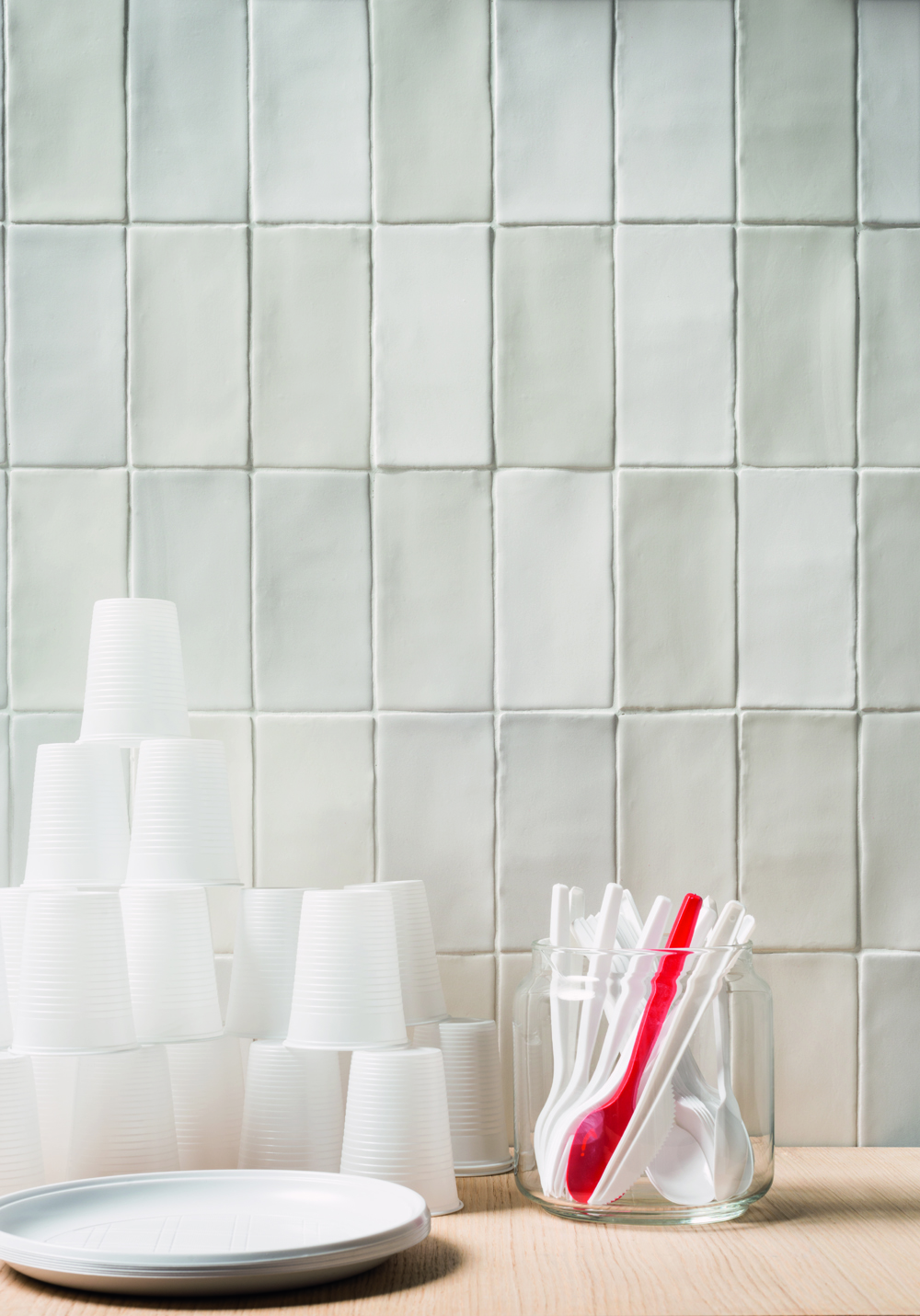 Hops bianco - High quality tiles from Collinson Ceramics